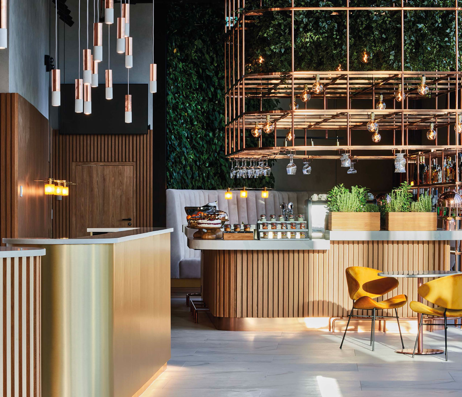 Crowne Plaza® Hotels & Resorts